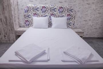Фото номера Двухместный номер Делюкс с 1 кроватью Отель Family Hotel Provence г. Ахелой 2
